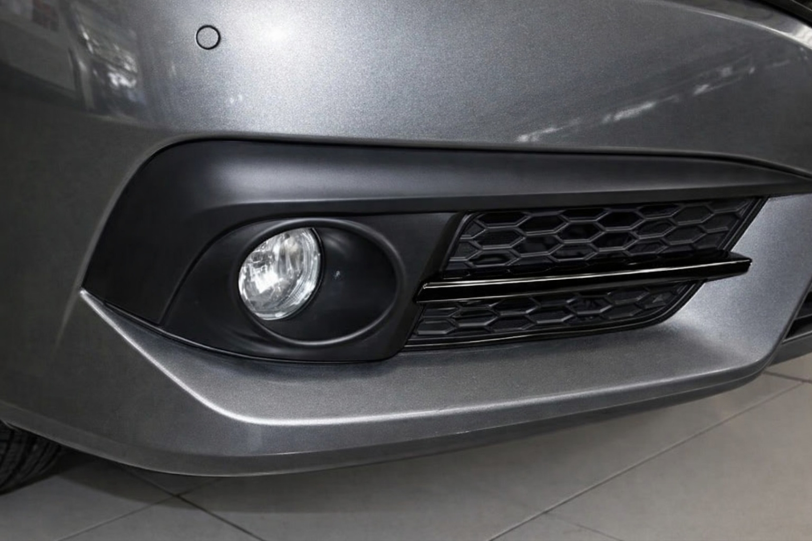 FOR CIVIC 2016-2021  FOG LAMP MIDDLE TRIM DESIGN B