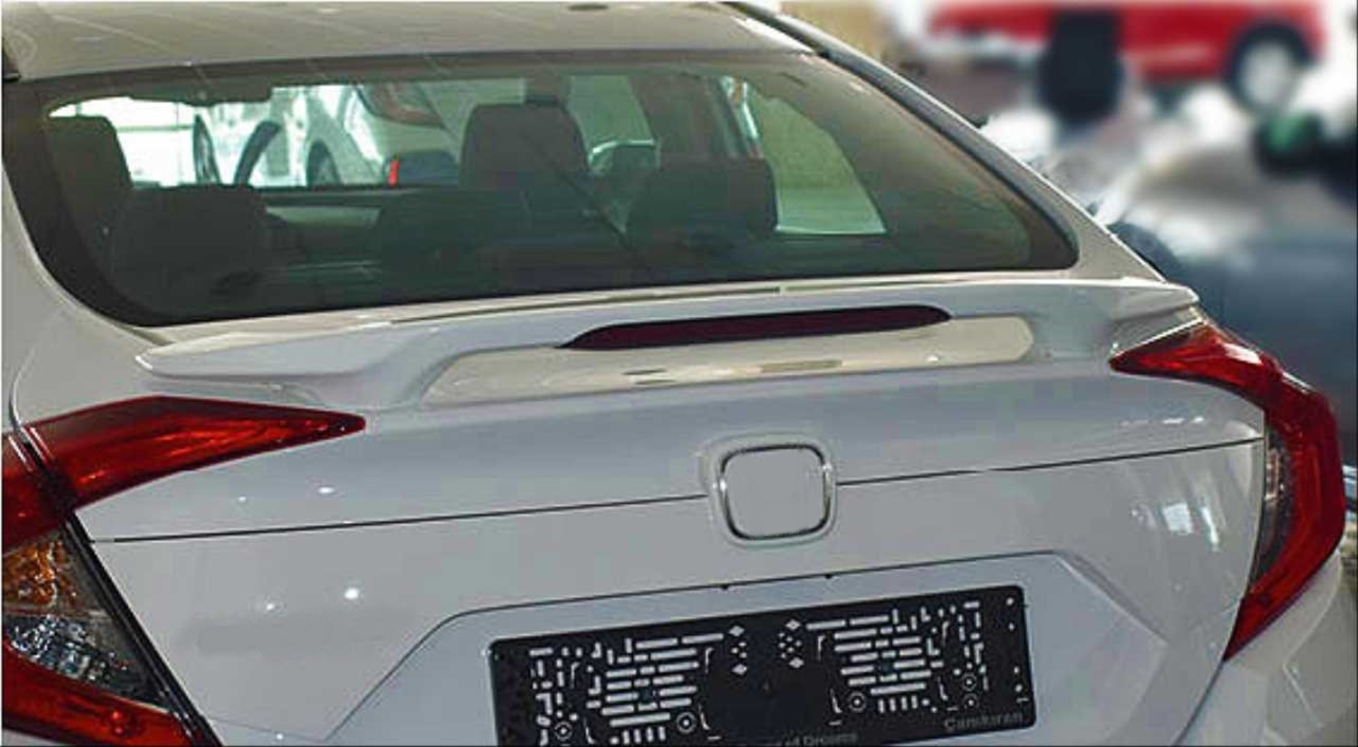   FOR CIVIC FC5 MIDDLE LENGHT  SPOILER WITH LED ( (WITHOUT PAINT) )