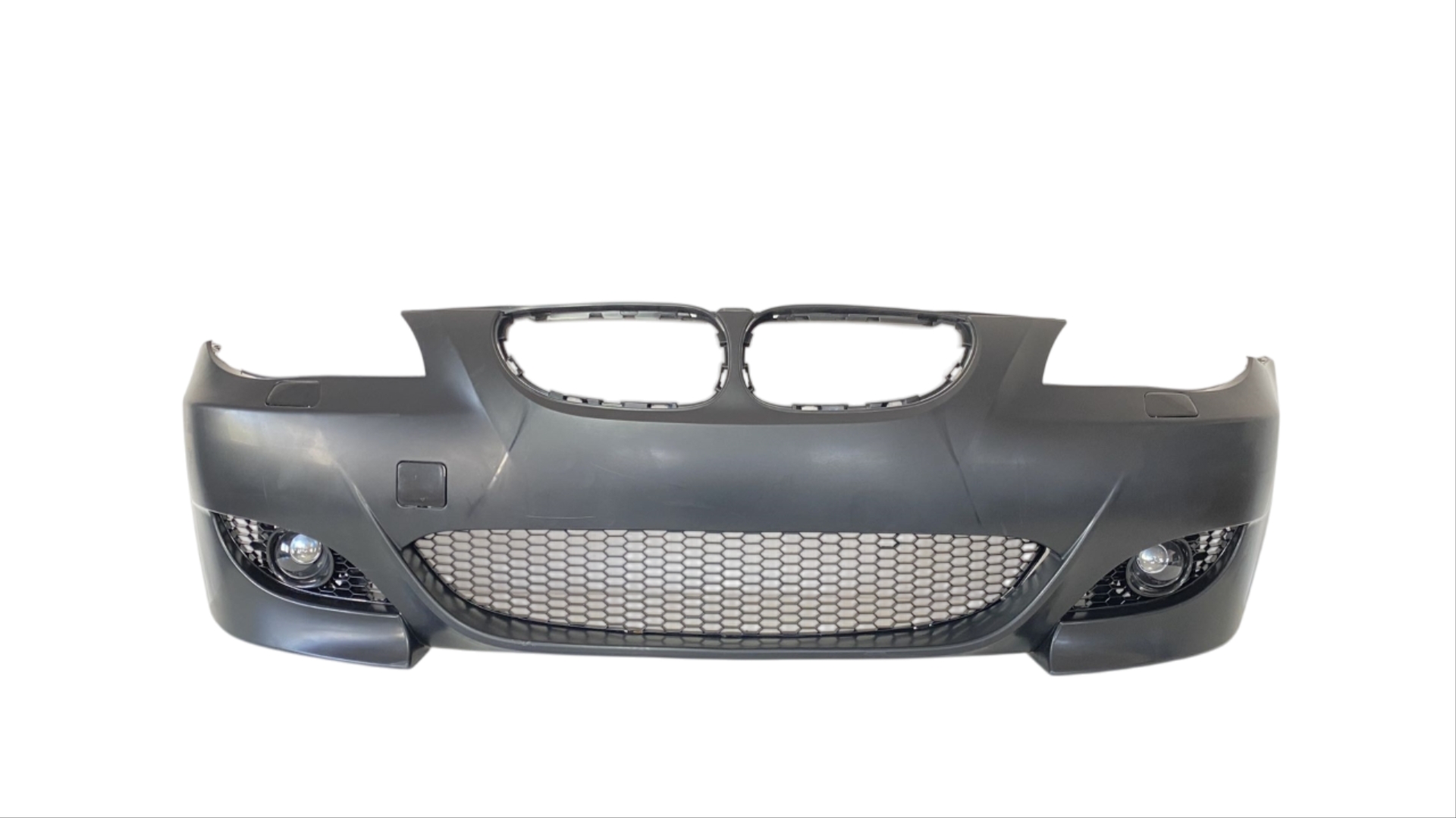 FOR 5 SERIES E60  M5 LOOKING FRONT BUMPER   (WITH FOG LAMP ) 
