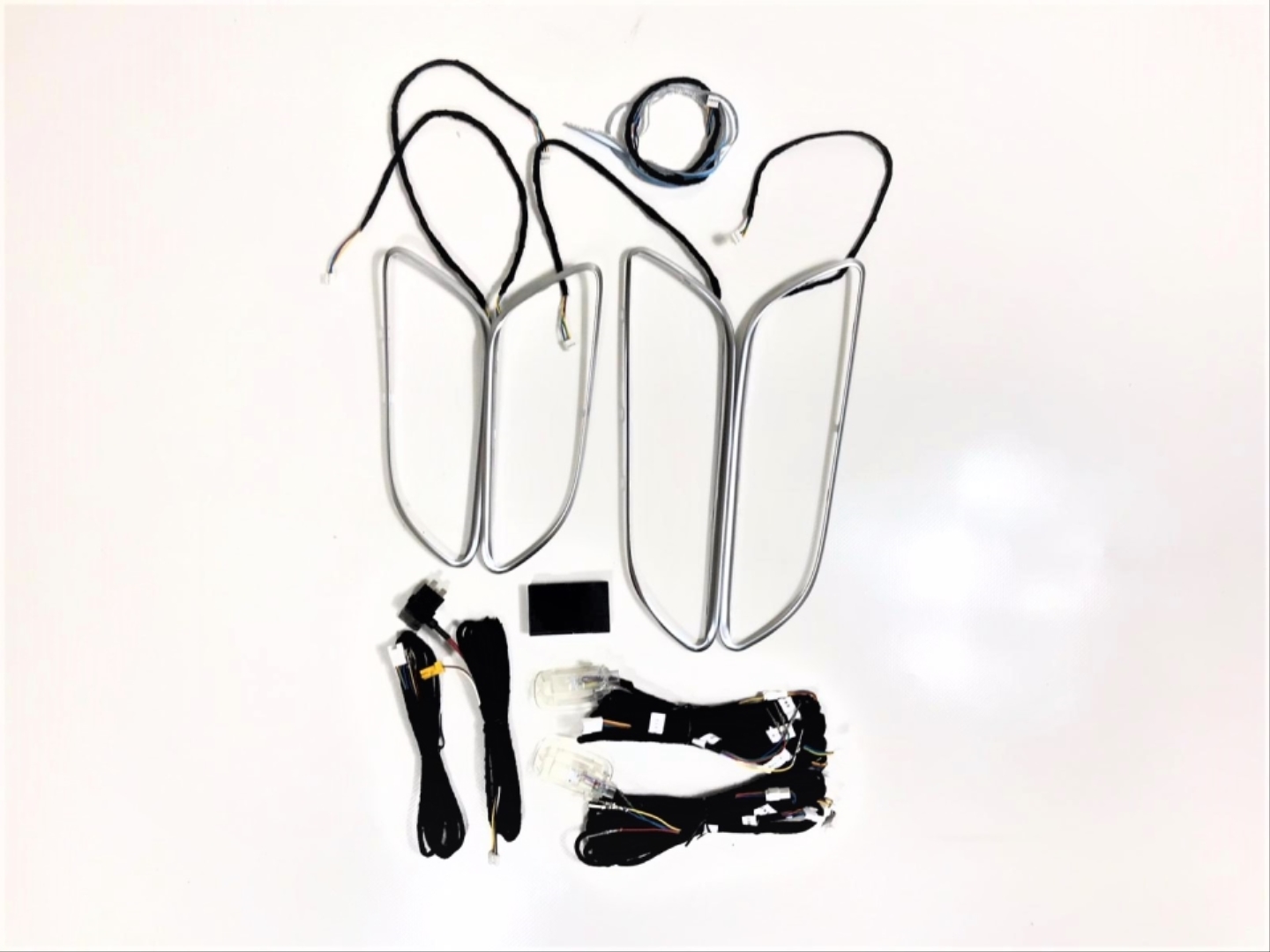 W176 A & W117 CLA & GLA SERIES  AMBIENT  LIGHT - PHONE APP CONTROL  