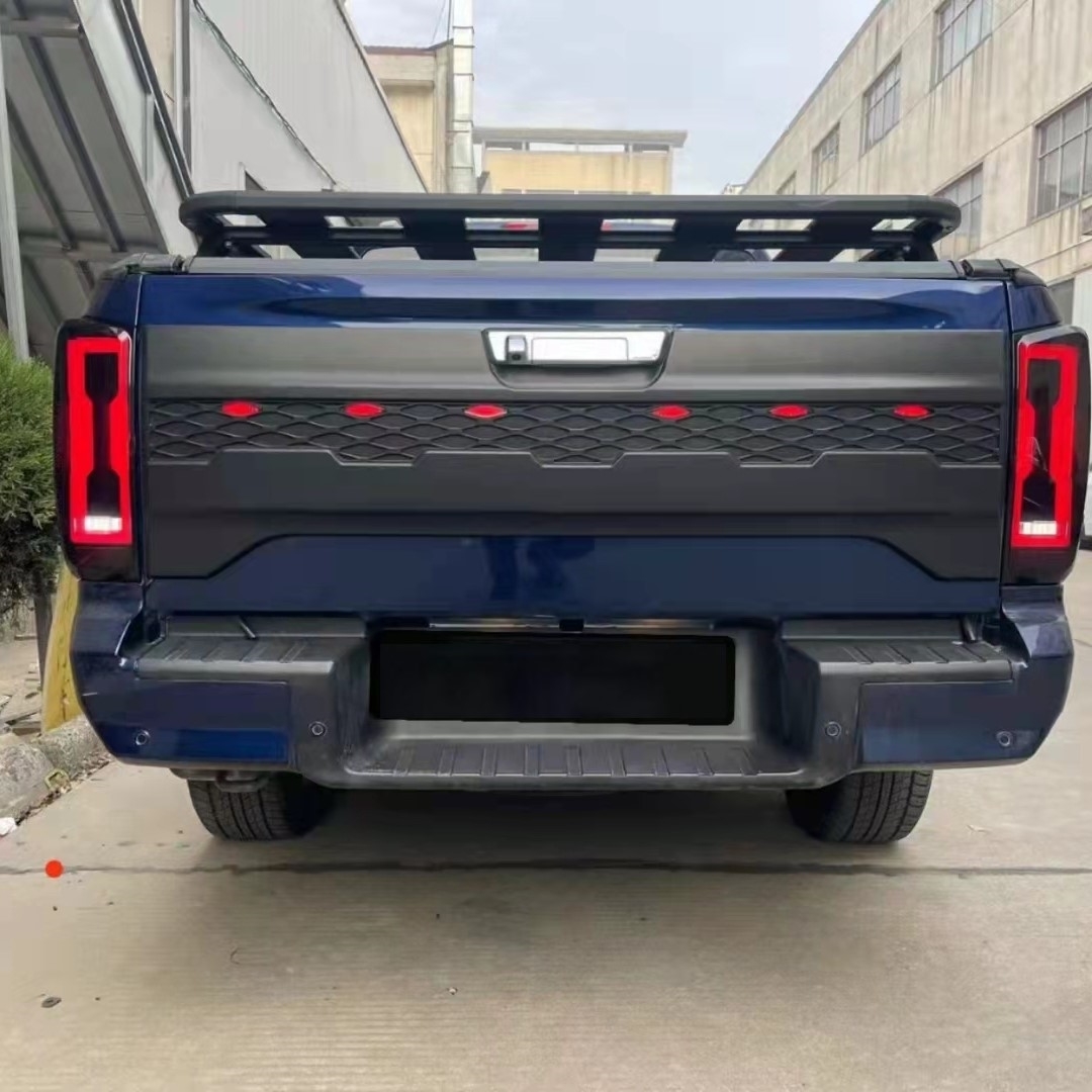  D-MAX  2021+ LED TAILGATE TRIM COVER 