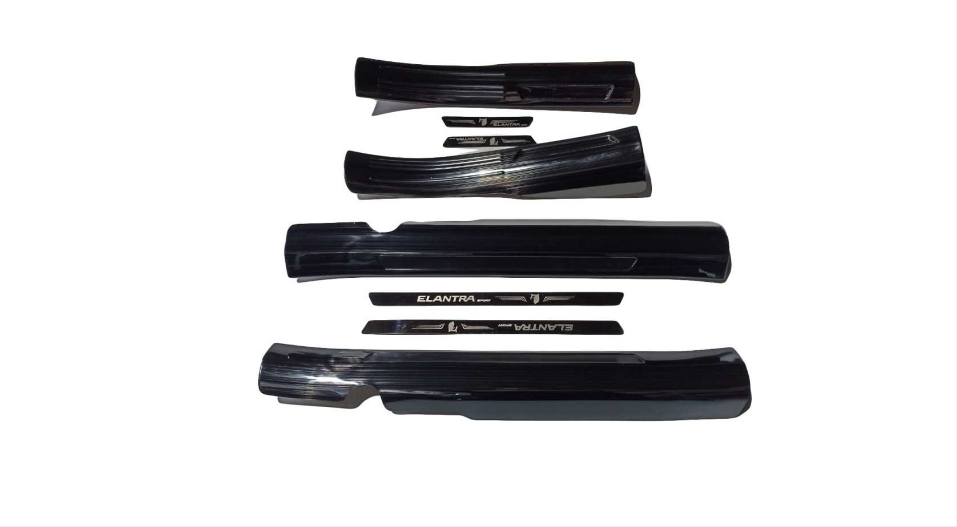  ELANTRA 2016-2019  DOOR SILL SCUFF PLATE (TITANIUM  BLACK )