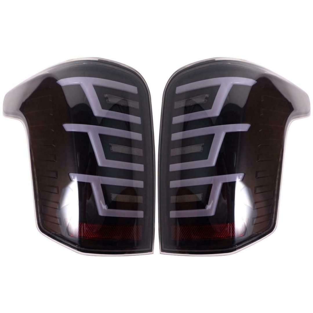  L200 2015-2018  SMOKE TAILLIGHT  